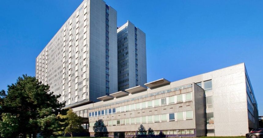Odborari z kosickej nemocnice pozaduju hlbkovu kontrolu hospodarenia vedenie a ministerstvo sa brania