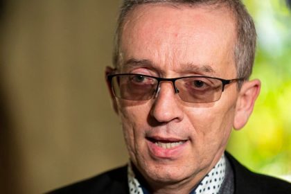 Prokuratori a advokati podporili odvolaneho centesa z funkcie na pravnickej fakulte univerzity komenskeho