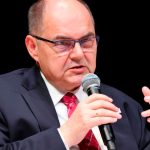 Schmidt sa vzda funkcie vysokeho predstavitela OSN pre Bosnu a Hercegovinu