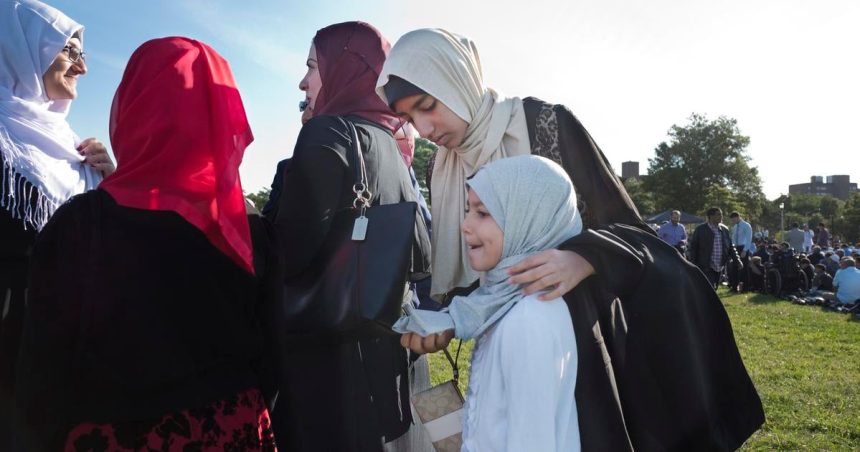 Sefredaktor iranskej tlacovej agentury vysvetloval fotografie zeny bez hidzabu
