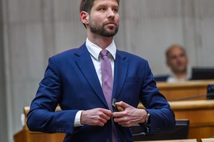 Simecka zamietol ziadost ruskeho velvyslanca o stretnutie
