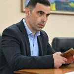 Ukrajinsky novinar Rusko testuje hranice NATO Slovensko sa musi pripravit na mozny utok dronmi