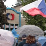 V ceskych krajsich mestach ludia protestovali na podporu verejnopravnych medii