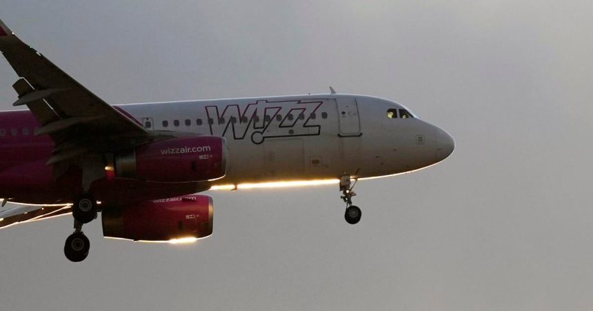Wizz Air potvrdil ze jeho lietadlo z Bratislavy do Kosic zasiahlo blesk