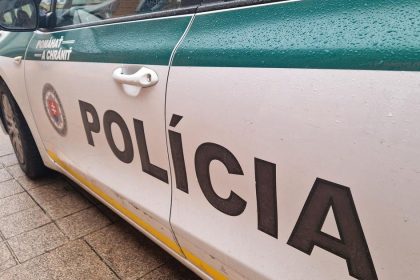 Z policajneho oddelenia na kosickej Furci usiel zadrzany muz Bol bosy iba v ponozkach