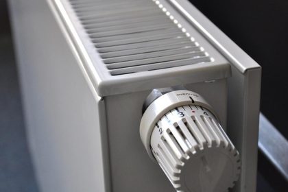EU zvazuje prijatie opatreni na fiskalnu flexibilitu vzhladom na vysoke ceny energie