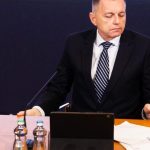 Kazimir predpovedal dalsie zvysenie urokovych sadzieb od Europskej centralnej banky