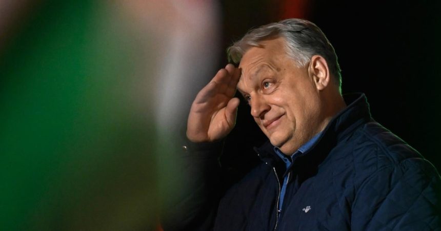 Orban je pragmatik casto konal v sulad e so zaujmami Ruska tvrdi Kremel