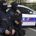 Policajt v Kalifornii postrelil kolegu pocas nevhodneho zartovania so zbranou