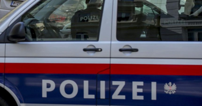 Rakuska policia nasla v dome nedaleko Viedne zamurovane telo zeny