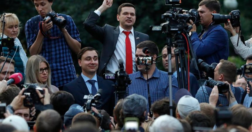 Rusky opoziciou Ilya Yashin zaklada politicku stranu
