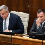 Schodzka o odvolani ministra Tarabu sa na prvy pokus nezacala