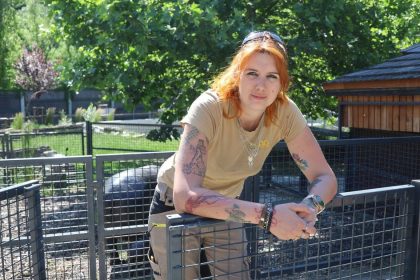 Simona pracuje v bratislavskej ZOO Nemame hrochy ale hrosiky Ked sa chytia amoku lahko dobehnu ludi