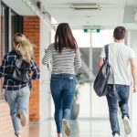 Skoly a rodicia sa zaoberaju tym ako sa prihlasit do systemu ePrihlasky Co robit ak dieta neprijali na vysnivanu skolu Ma zmysel podat odvolanie otazky a odpovede