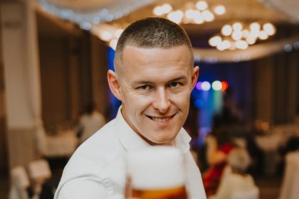 Aut vymenil za pivo Znmi mu museli z dovoleniek nosi suvenry v prepravkch