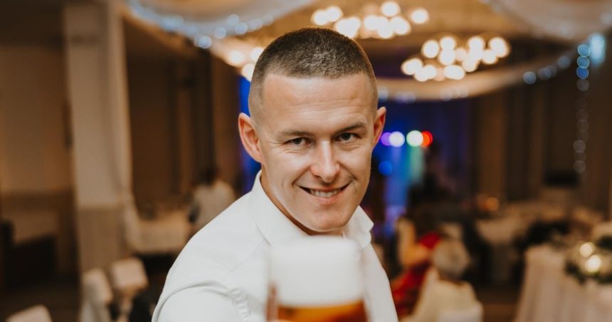 Aut vymenil za pivo Znmi mu museli z dovoleniek nosi suvenry v prepravkch
