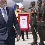 Babiss opat kritizoval Pavla za ucast na samite NATO Prezident ho vyzval na vecnu spolupracu