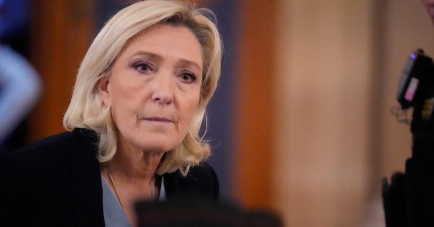 Marine Le Pen by mohla kandidovat na prezidentsky post rozhodol sud Kampan by vsak viedla z domaceho vazenia