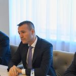 PS vyzyva Druckera aby sa vysporiadal s konfliktom zaujmov v ktorom je tajomnik Zsembera