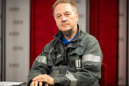 Riaditel Slovnaftu Senkovic Utoky politikov musia prestat ekonomicky nas uz poskoduju