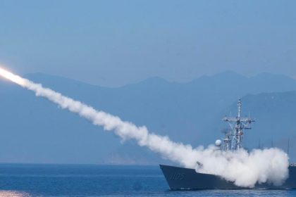 Taiwanska pobrezna straz monitoruje cinske lode pri pobrezi ostrova
