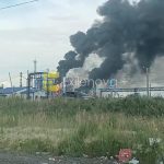 Ukrajina zasiahla najvacsiu sibirska rafinieriu Drony preleteli rekordnych tritisic kilometrov