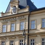 Ustavny sud ma konverzacne chatbota ktory ma verejnosti ulahcit pristup k informaciam