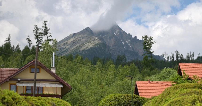 V horskch oblastiach sa od utorkovho popoludnia oakva silnej vietor