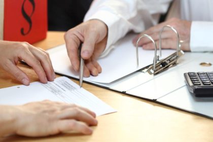 Vacsina zien zveruje rozhodovanie o financiach v domacnosti svojim partnerom