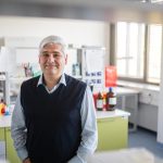 Vedec Cekan otvara nove laboratorium pacientkam s rakovinou prsniku ponuka bezplatny diagnosticky test