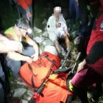 Vycerpany senior prekonaval tatransky teren a pomoc najprv odmietal skoncil na nosidlach