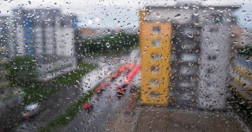 Vychodne Slovensko mozu zasiahnu burky a vysoke teploty varuju meteorologovia