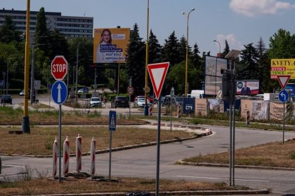 pri kosickom amfiteatri budu do konca augusta platit viacere dopravne obmedzenia