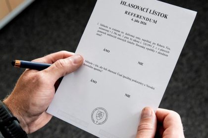 referendum 2026 slovensko hlasuje v referende iniciovanom stranou demokrati minuta po minute