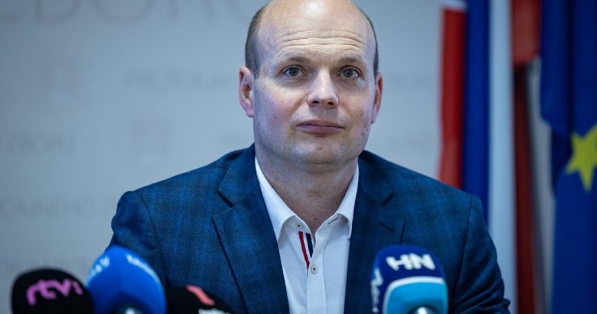 sutaj estok prehral dalsiu kauzu podla sudu viceprezidenta policie odvolal nezakonne