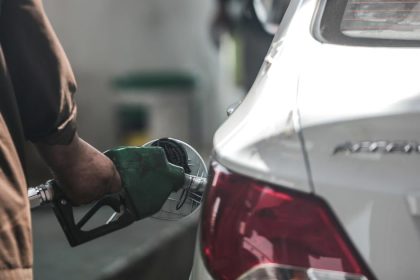 v cesku sa skonci regulacia cien paliv ministerka varovala pred zneuzivanim situacie