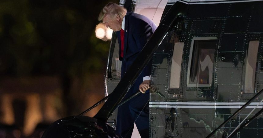 Desiatky pasazierov netusili o nicom Trumpov unik z Air Force One z nich urobil navnadu
