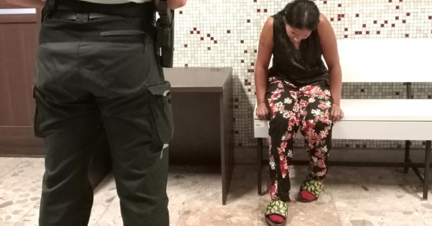 Druha ho nahana s nozom v ruke a vyhrazala sa mu zabitim Klamali o mne branila sa