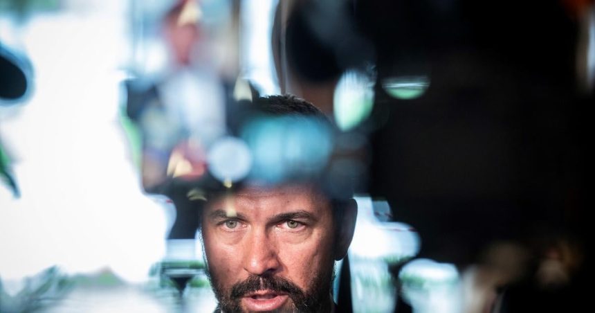 Filip Kuffa by podla Takaca zo Smeru nebol dobrym ministrom