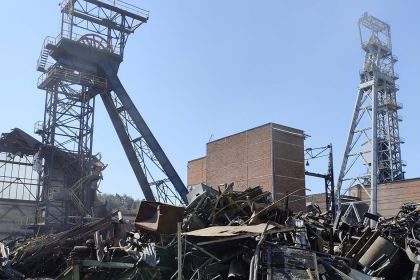 Ikonicke veze cakaju na zachranu Ak sa o ne nikto nezaujieme zrovnaju ich so zemou