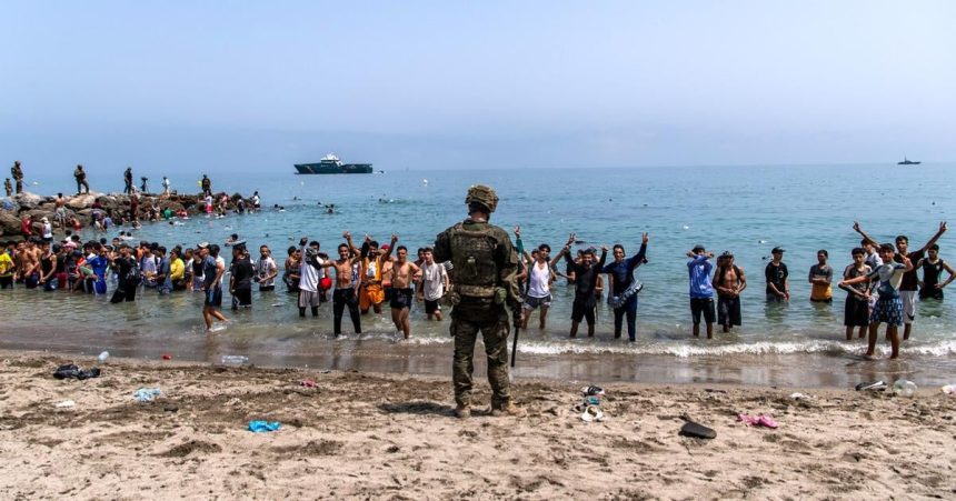 Marocka pohranicna straz zmizla Co predchadzalo vniknutiu 60tisic migrantov do Ceuty
