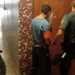 Najprv ho olupili potom na smrt zbili Trom muzom bez domova hrozi 15 rokov vazenia