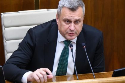 SNS pojde do volieb samostatne Danko planuje zmeny v strane