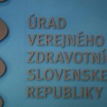 Urady varuju pred nevyhovujucou lyzicou na servirovanie z Ciny