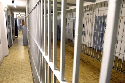 Vazni v Ostrave sa pokusili prerazit stenu