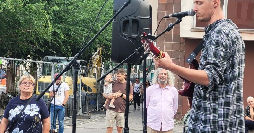 Vyrocie Madarsky tankista vyplazil jazyk Ked prisli okupanti mala devat