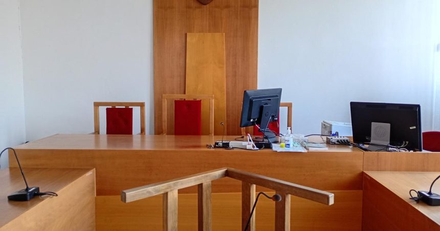 Za opakovane hajlovanie na verejnosti dostal pokutu 500 eur a trest povinnej prace