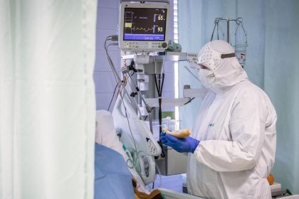 Zapadonilsk horucka sa vyskytla v dvanstich eurpskych ttoch
