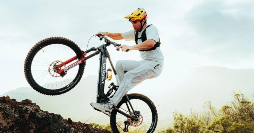 cyklo gigant krachuje zabil ho obrovsky dlh mtbiker s nim skoncil objednavky mozu meskat