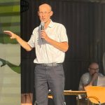 jedna dedina sedem turbin a otazka ktora rozdeluje miestnych preco prave my pytaju sa